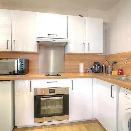 Apartment Cosy 2 Pieces A 5 Min A Pied De La Antibes